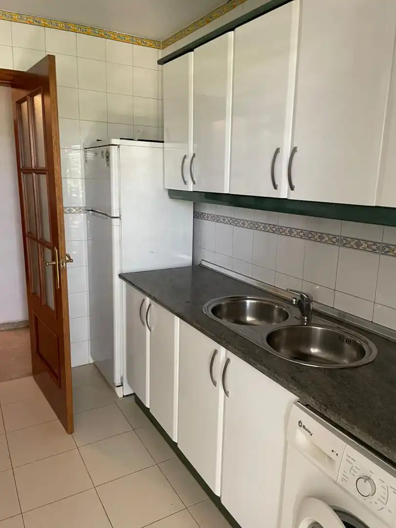 Cocina de Piso de alquiler en Badajoz con Aire acondicionado, Calefacción y Amueblado