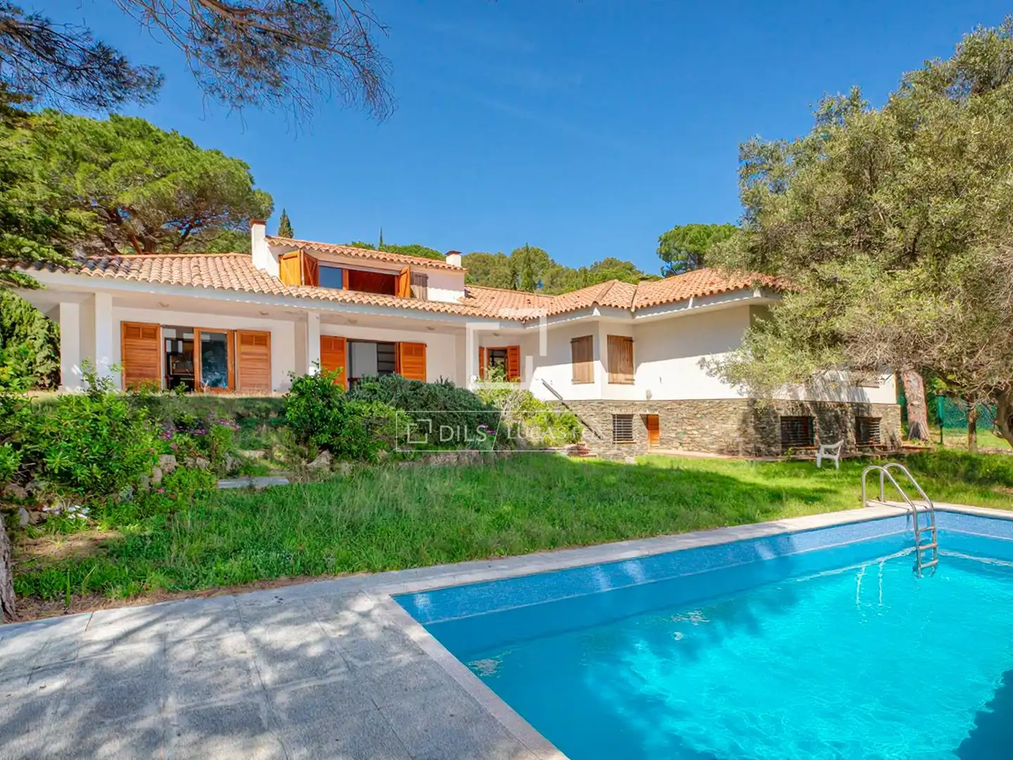 Außenansicht von Haus oder Chalet zum Verkauf in El Port de la Selva mit Heizung, Privatgarten und Terrasse