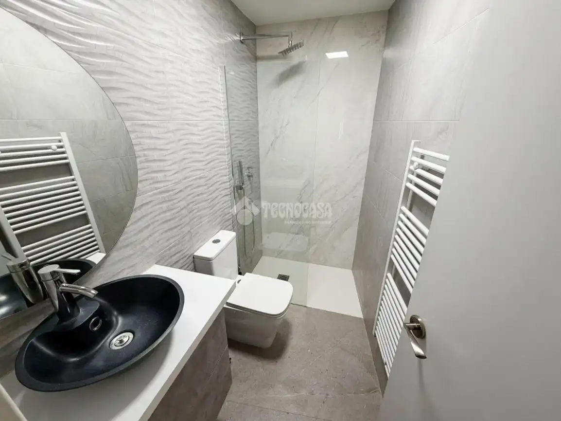 Baño de Piso en venta en San Mateo de Gállego con Terraza y Trastero