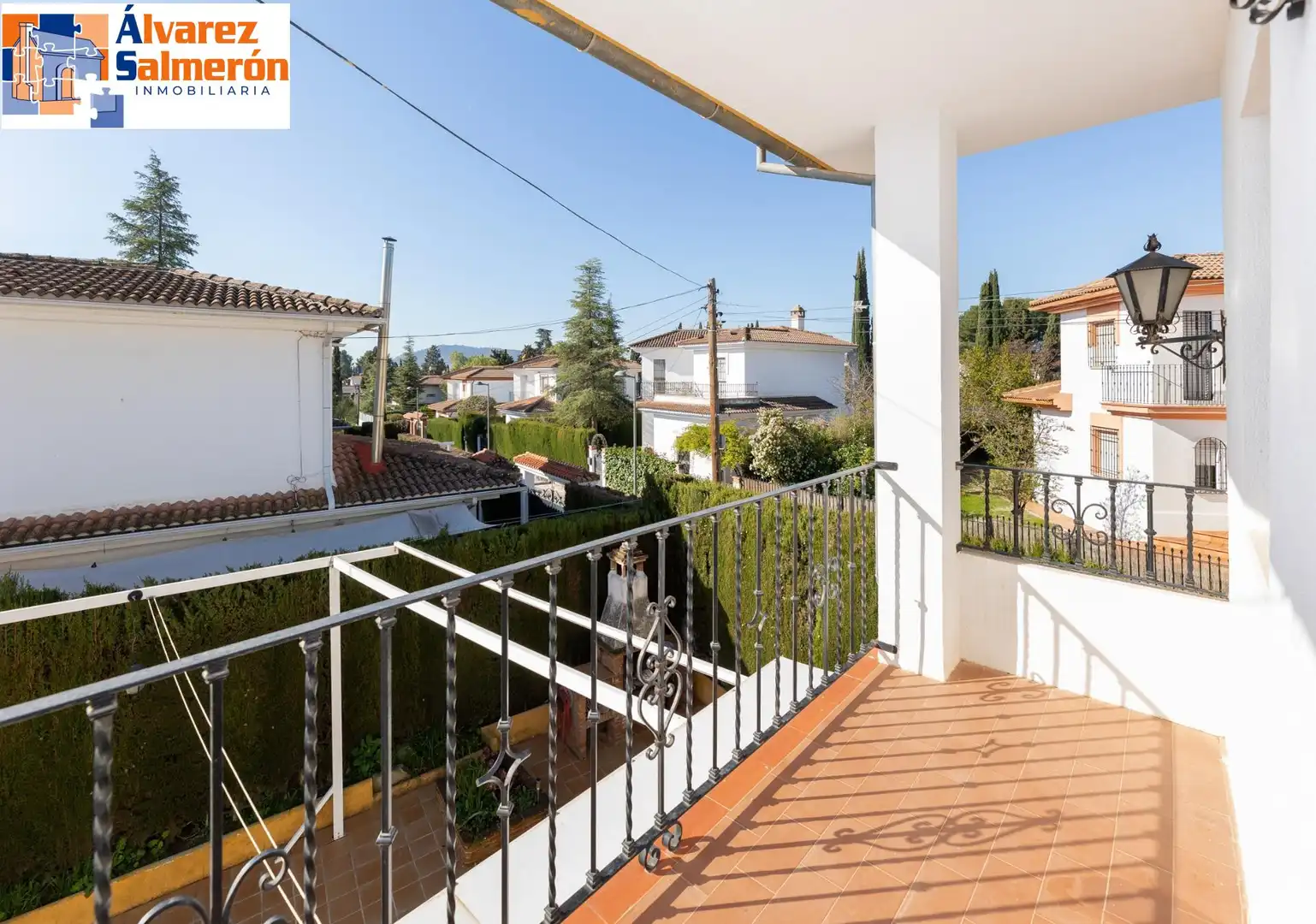 Terrassa de Casa o xalet en venda en Albolote amb Jardí privat, Terrassa i Traster