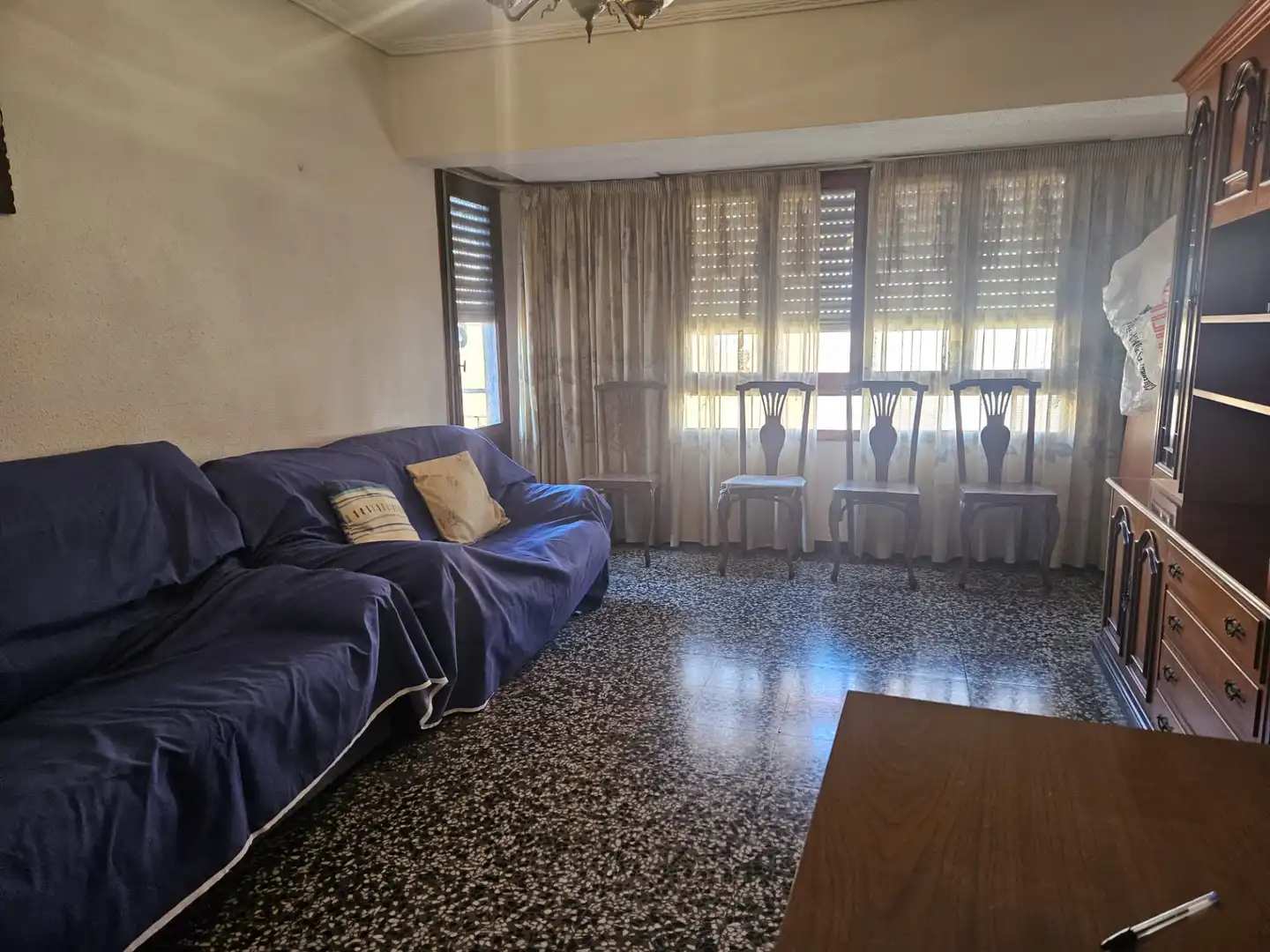 Sala de estar de Piso en venta en Castellón de la Plana / Castelló de la Plana con Trastero, Amueblado y Horno