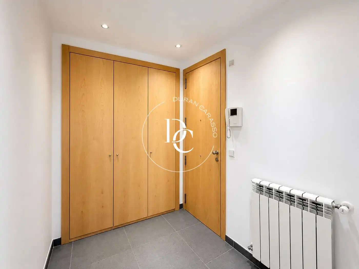 Flat with lift to rent in Carrer Bonaventura Riberaygua, imagen 2