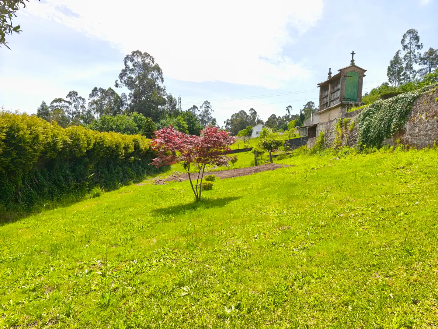 Casa o xalet en venda en Santiago de Compostela  amb Jardí privat, Terrassa i Traster