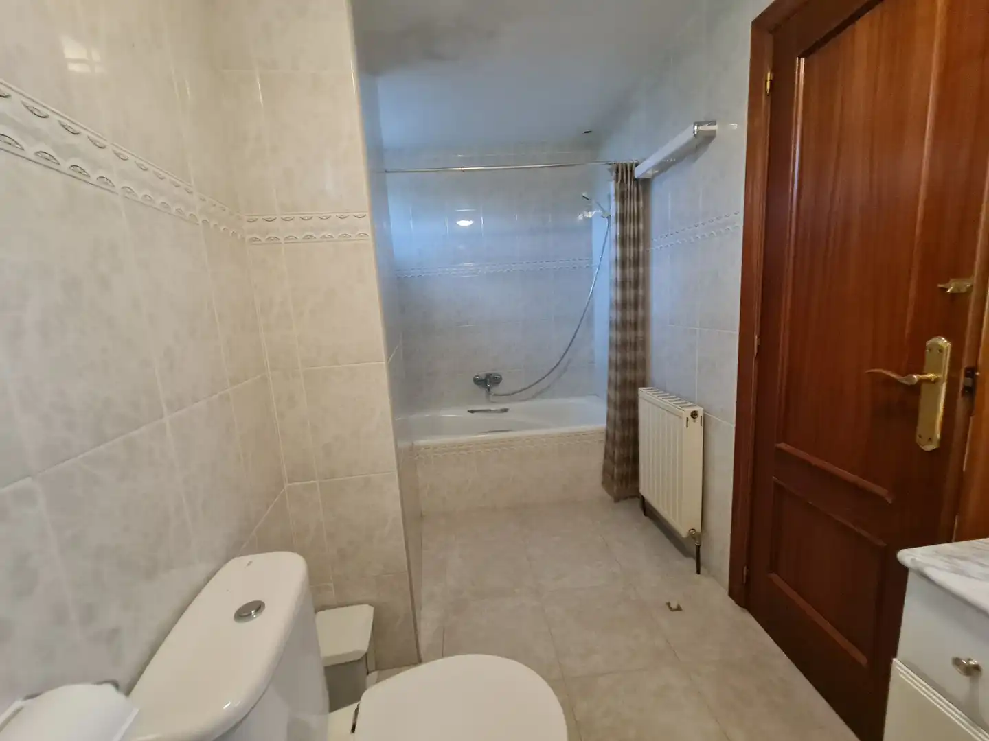 Bany de Casa o xalet en venda en Navacarros amb Terrassa i Balcó