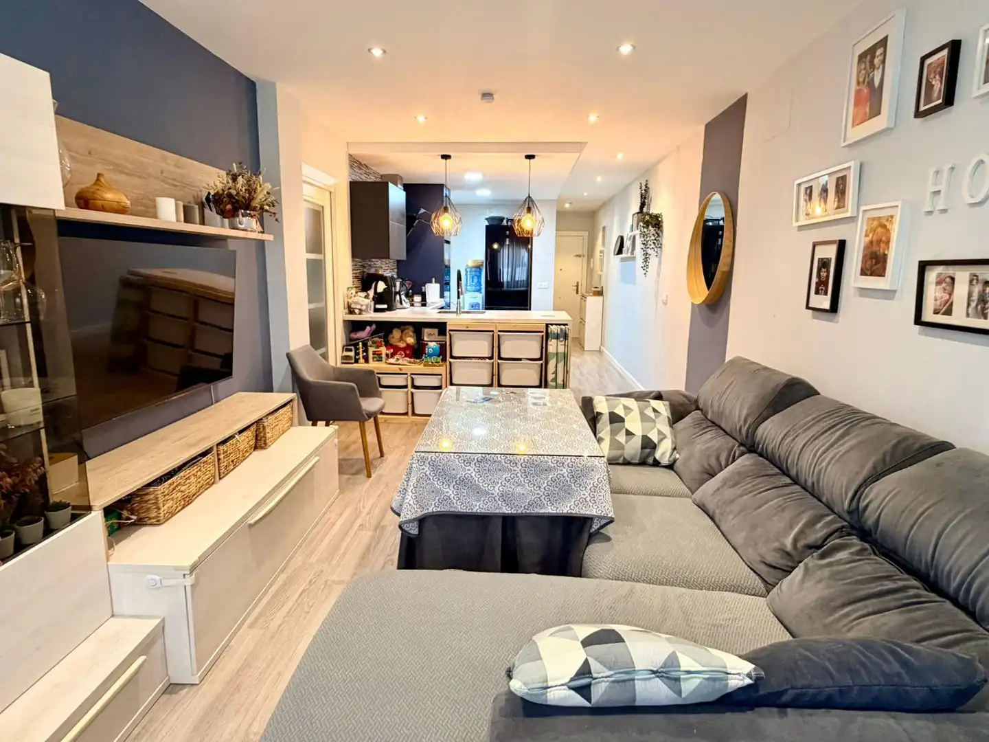 Living room of Flat for sale in Antequera  with Air Conditioner, Heating and Balcony