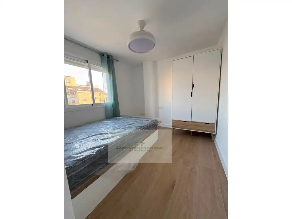 Flat for rent in Avenida Andalucia (Caleta Velez), Caleta de Vélez