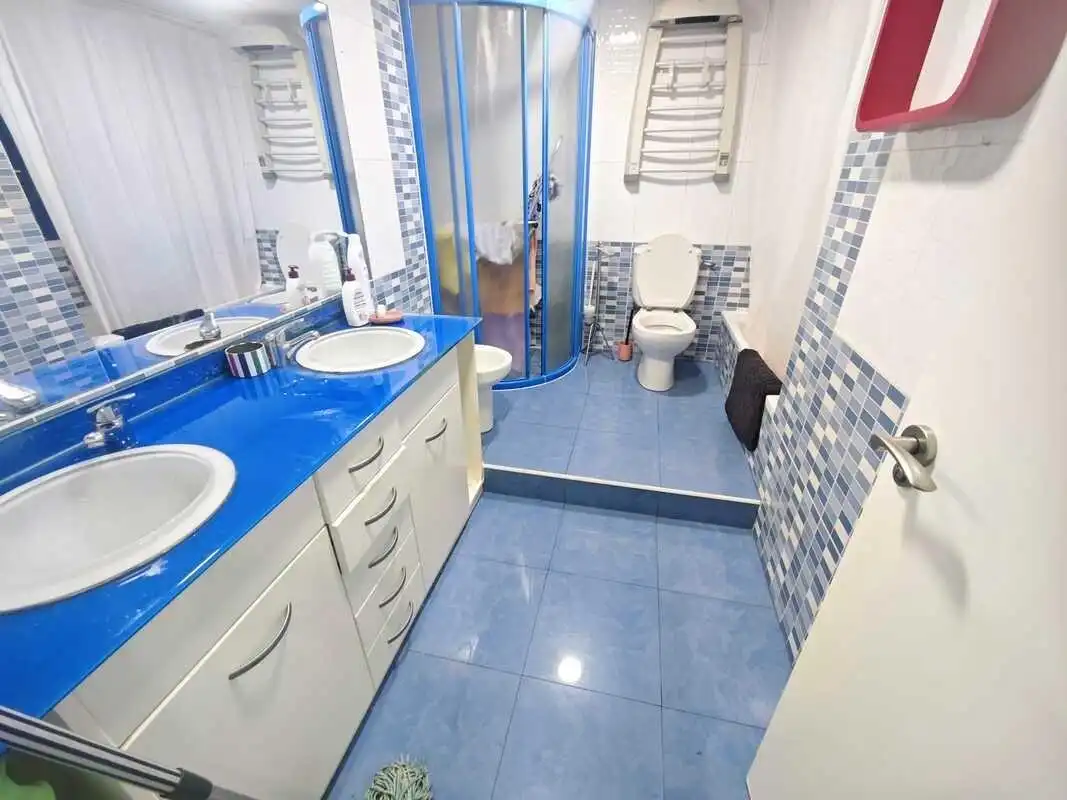 Badezimmer von Wohnung zum Verkauf in Zaragoza mit Heizung