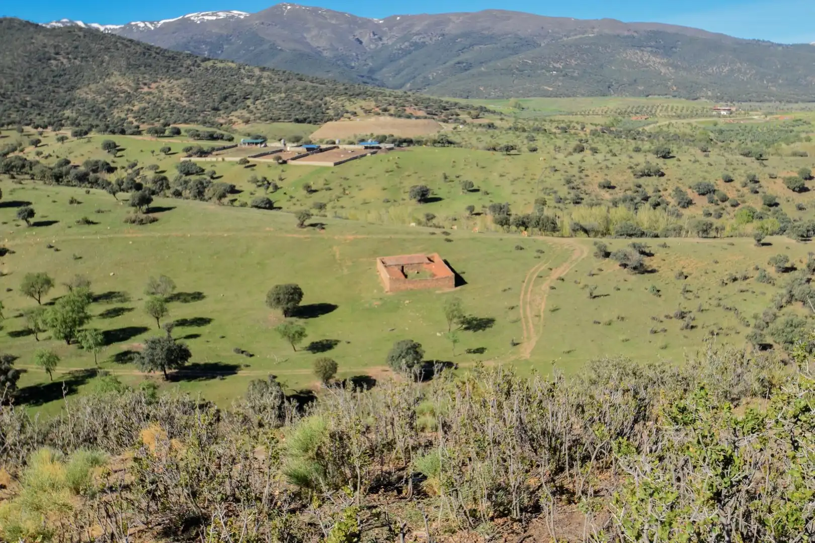 Terreno en venta en Paraje de las Perdices, Lugros