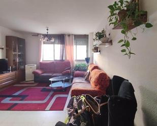 Living room of Flat for sale in  Granada Capital