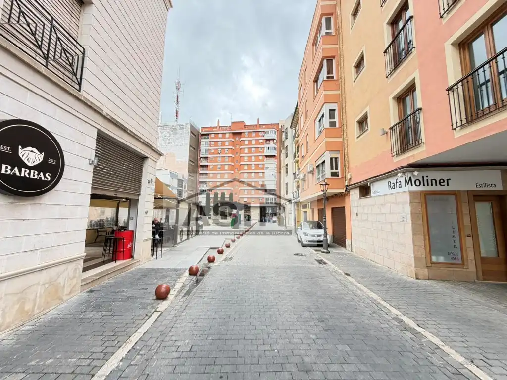 Außenansicht von Büro zum Verkauf in Alzira