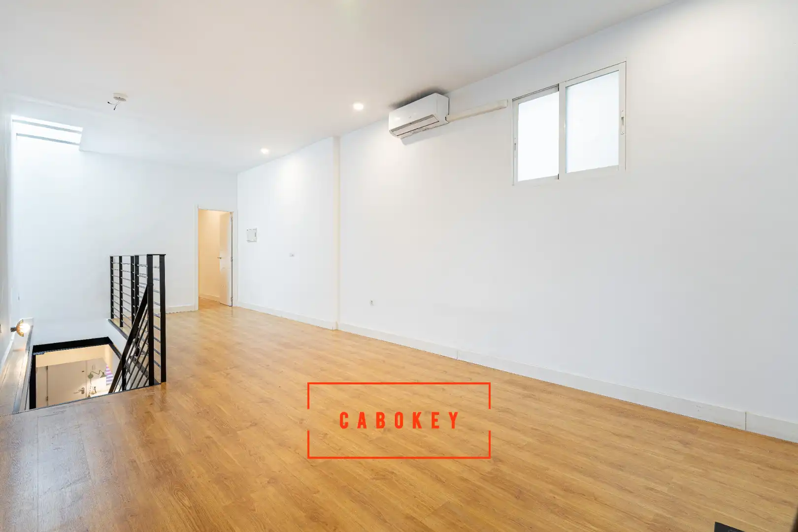 Casa adosada en venta en Almería con Aire acondicionado, Calefacción y Parquet