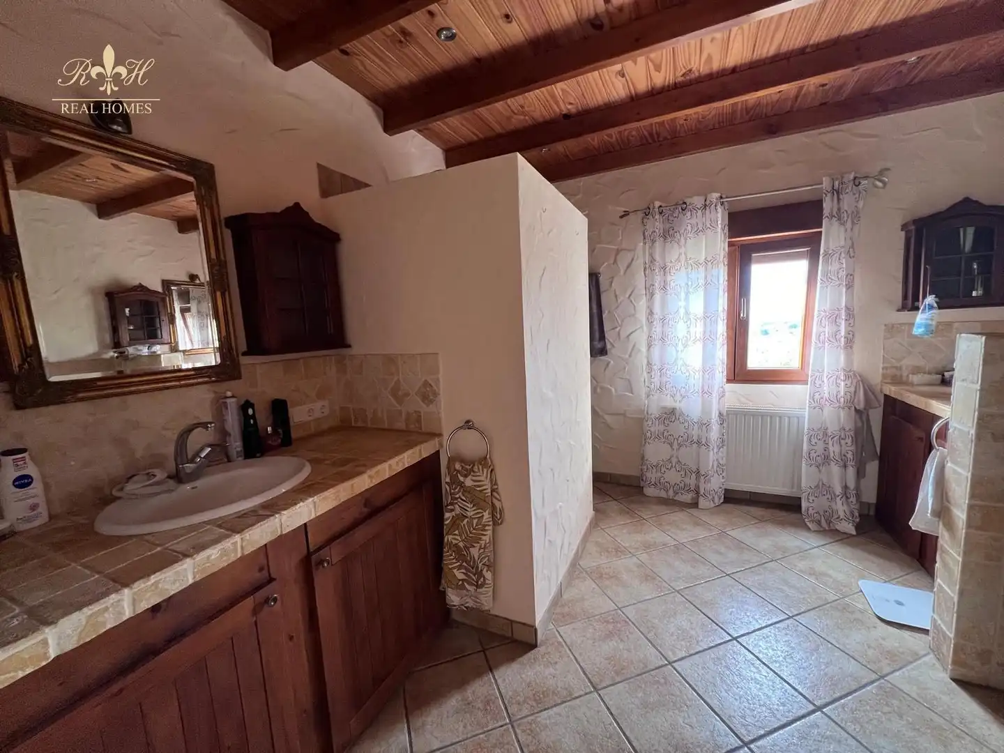 Bathroom of Houses for sale in L'Alfàs del Pi  with Air Conditioner, Heating and Terrace