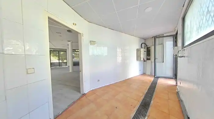 Business premises for sale in Carrer Canudas, imagen 6