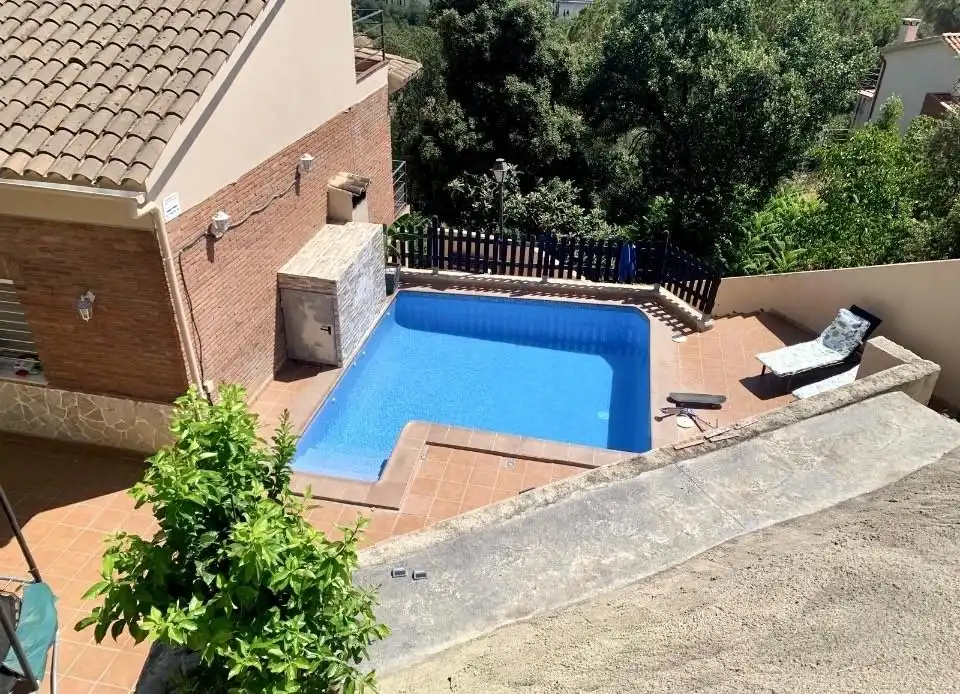 Piscina de Casa o chalet en venta en Argentona con Aire acondicionado, Jardín privado y Terraza
