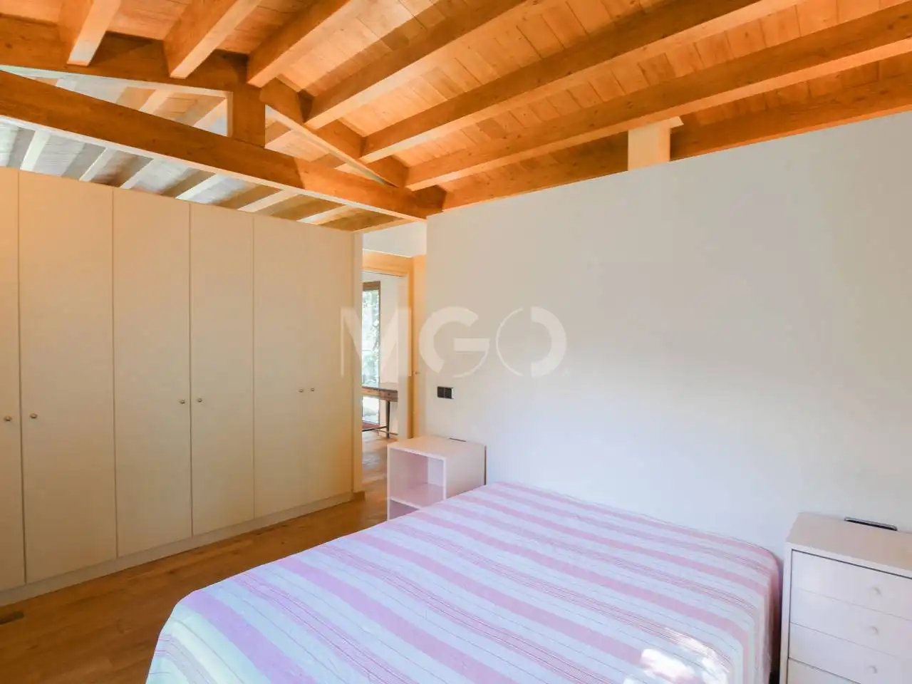 Schlafzimmer von Country house zum Verkauf in Sant Julià de Vilatorta mit Heizung, Privatgarten und Terrasse