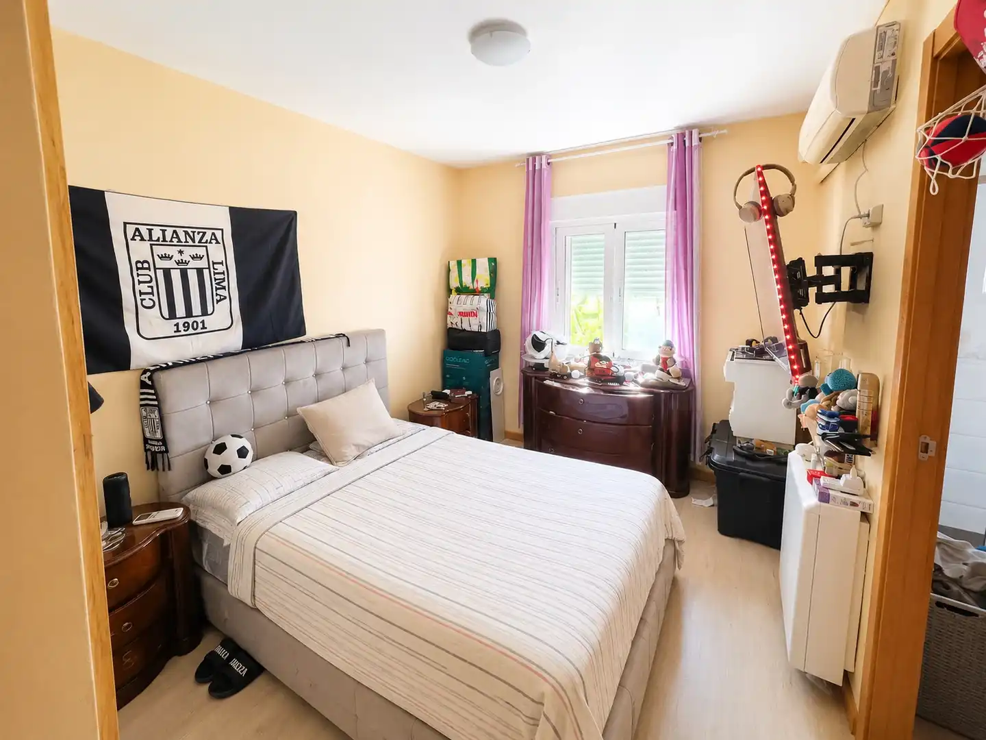 Dormitori de Apartament en venda en Madrid amb Aire condicionat