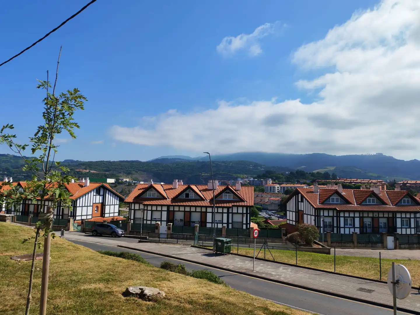Vista exterior de Piso en venta en Abanto y Ciérvana-Abanto Zierbena con Calefacción