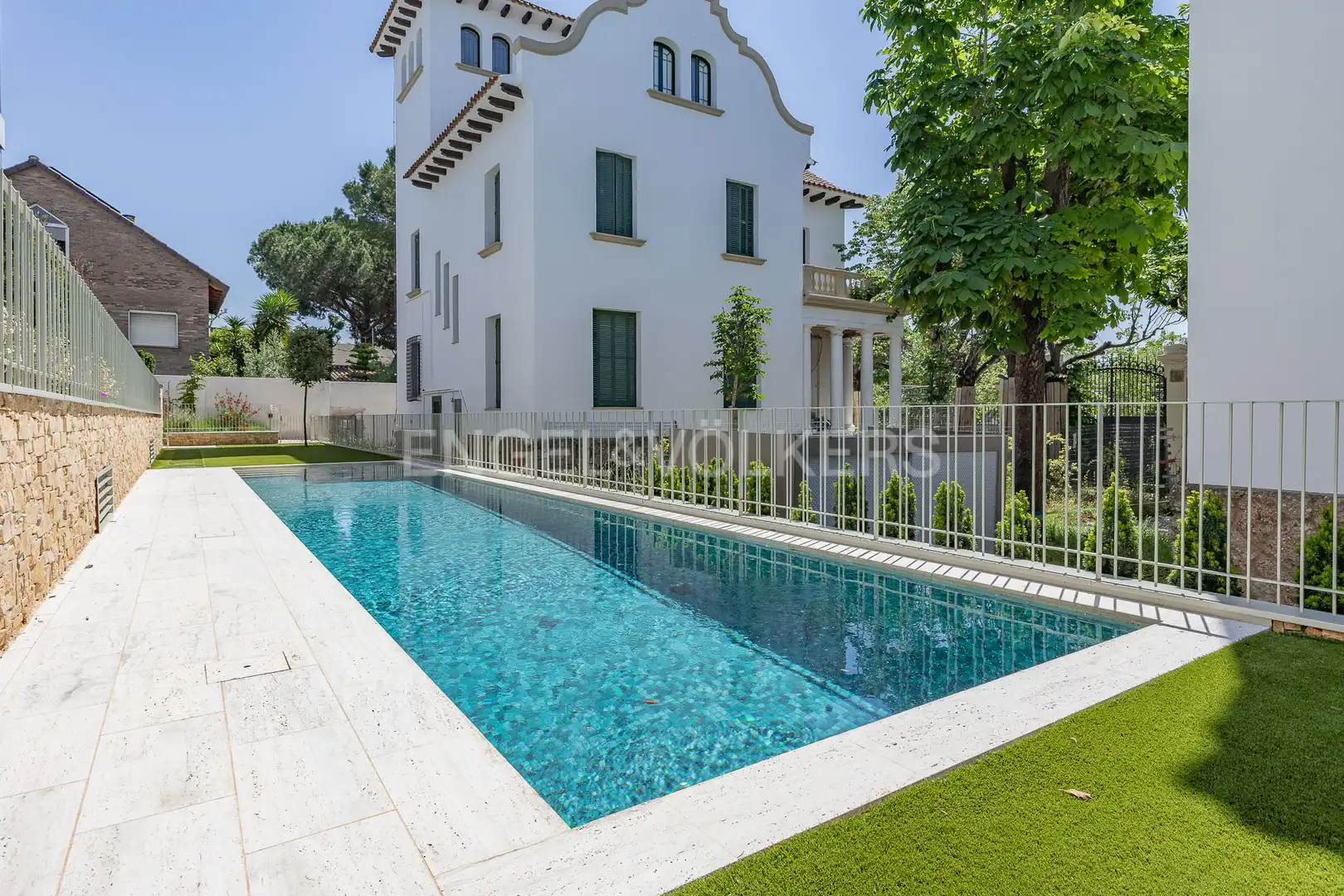 Swimming pool of Houses for rent in Sant Cugat del Vallès  with Air Conditioner, Heating and Private garden