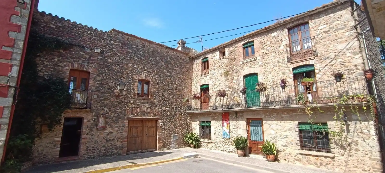 Casa rústica con terraza en venta en Plaça del Xato