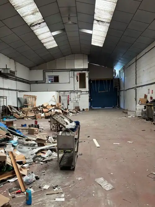 Fabrikhallen zum Verkauf in Madrid