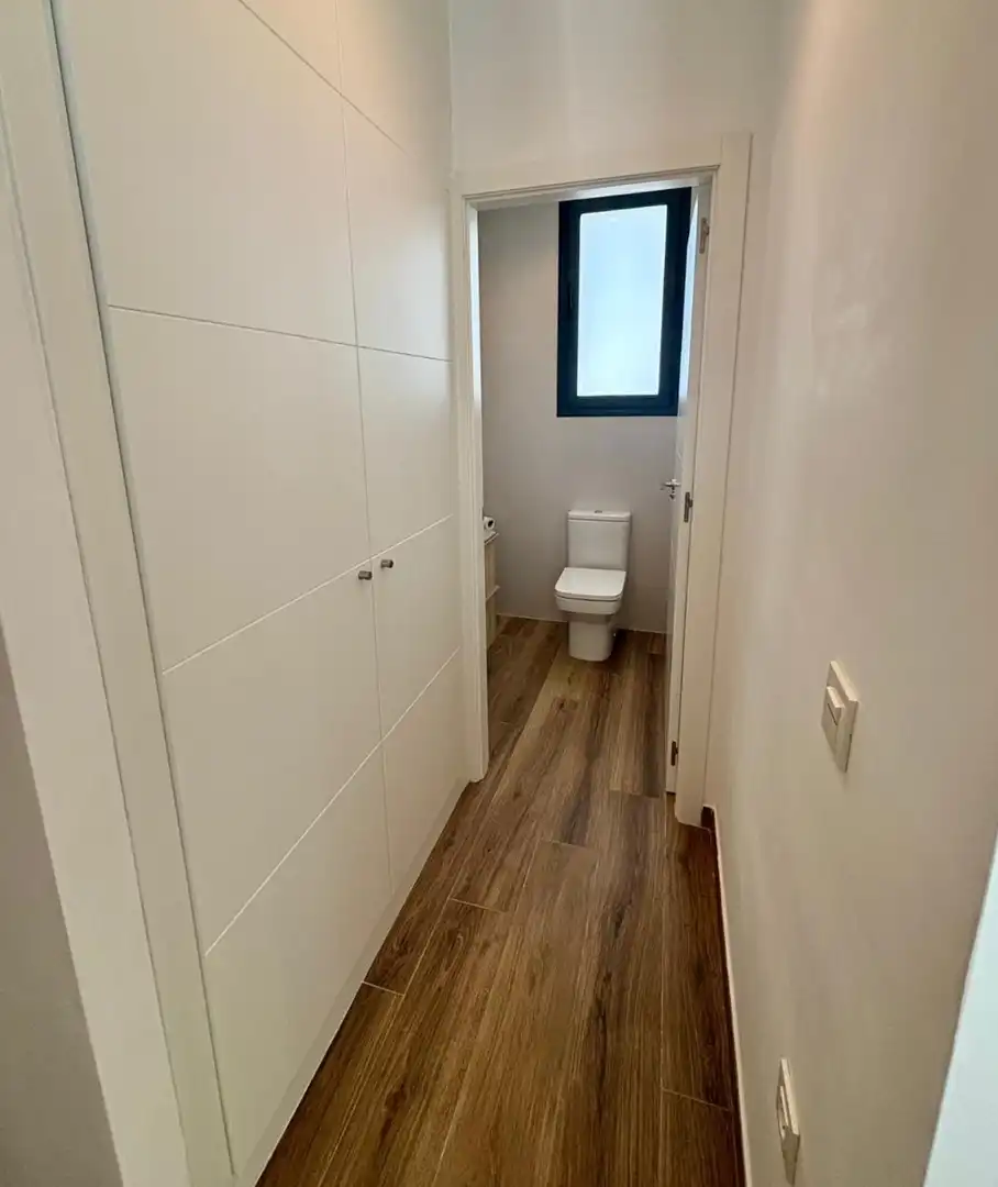 Bany de Casa o xalet en venda en Polop amb Aire condicionat, Jardí privat i Terrassa