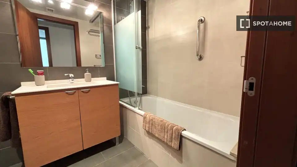 Baño de Apartamento para compartir en Sitges con Aire acondicionado, Terraza y Amueblado