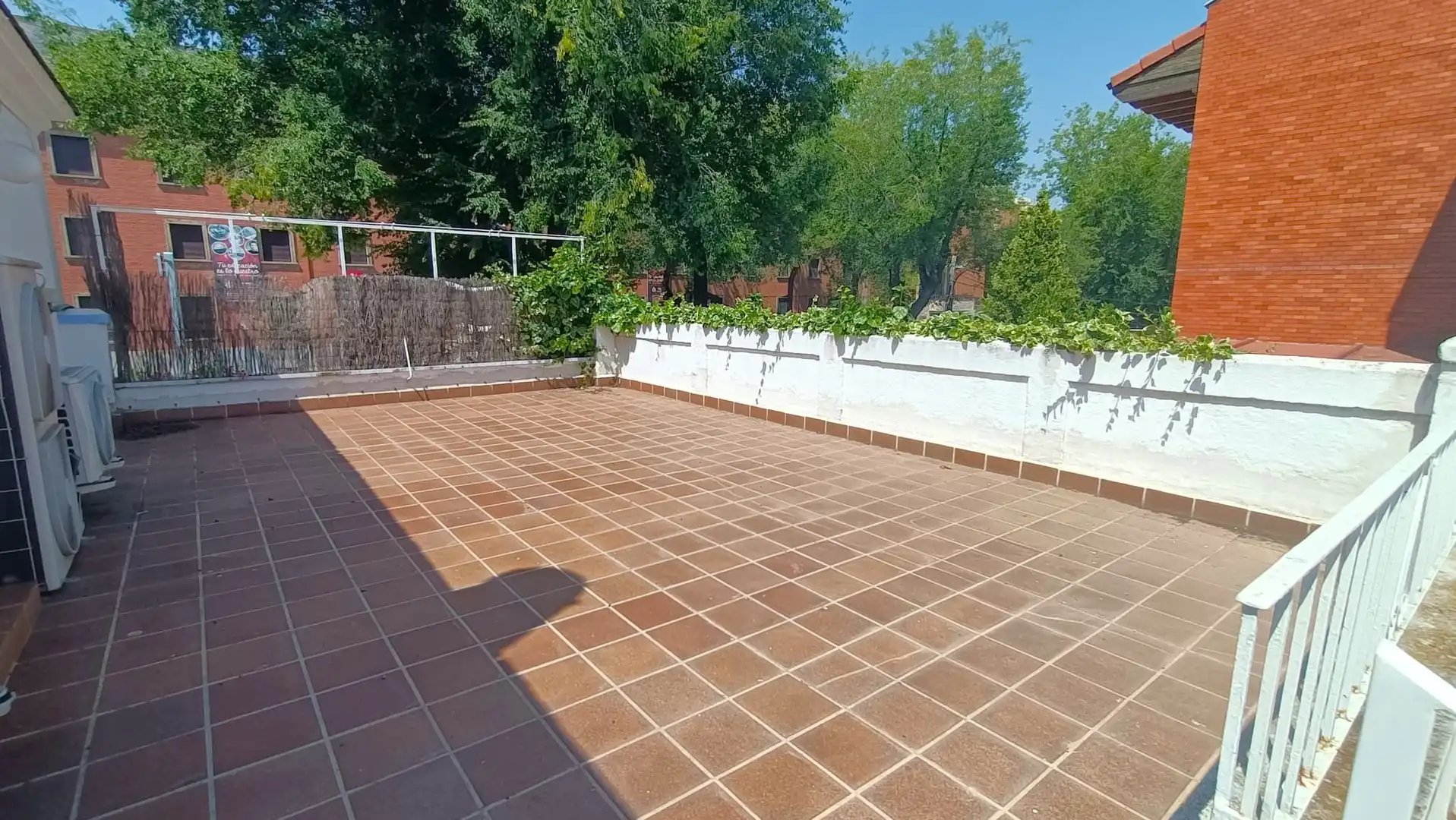 Terraza de Local en traspaso en Guadalajara con Aire acondicionado, Calefacción y Terraza