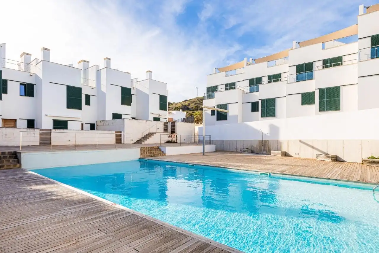Piscina de Casa adosada en venta en Es Mercadal con Aire acondicionado, Calefacción y Terraza