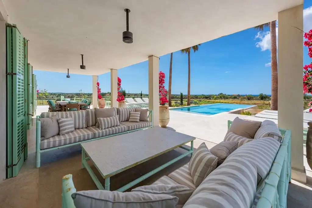 Terraza de Finca rústica en venta en Santanyí con Aire acondicionado, Calefacción y Jardín privado