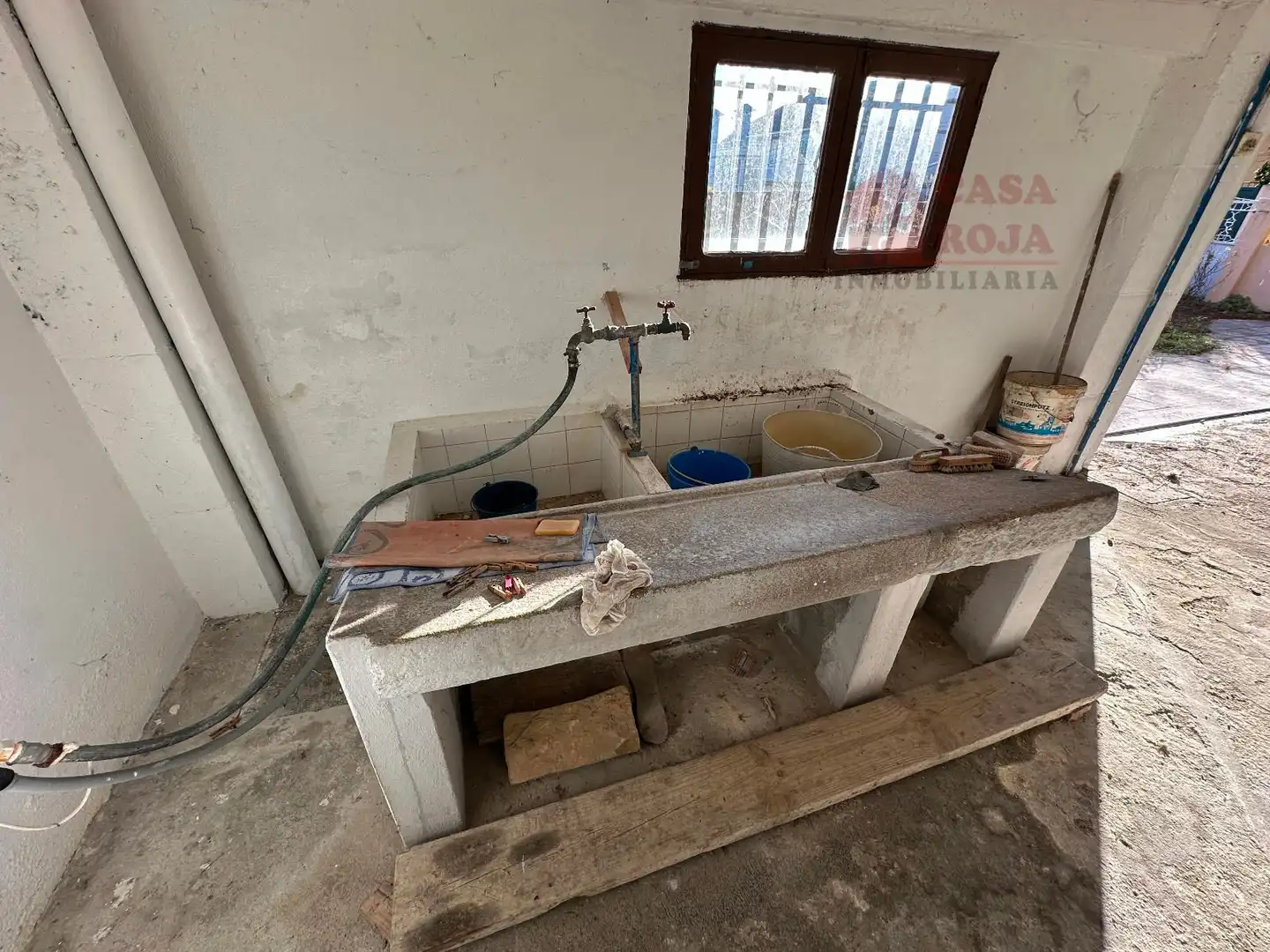 Casa o xalet en venda en Cangas  amb Calefacció, Terrassa i Traster