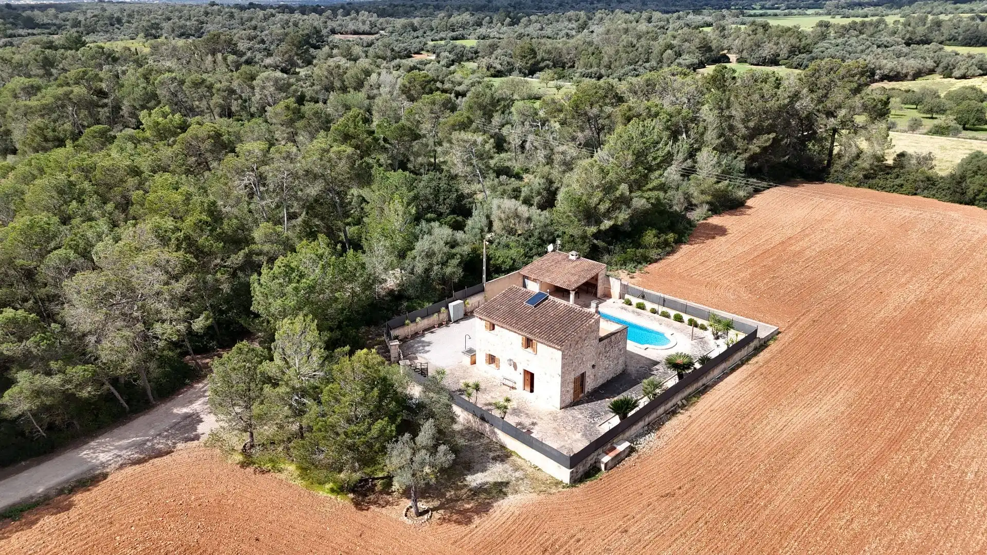 Vista exterior de Finca rústica de alquiler en Campos con Aire acondicionado, Jardín privado y Terraza