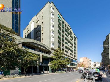 Oficina amb ascensor en venda a 72 Calle San Antón