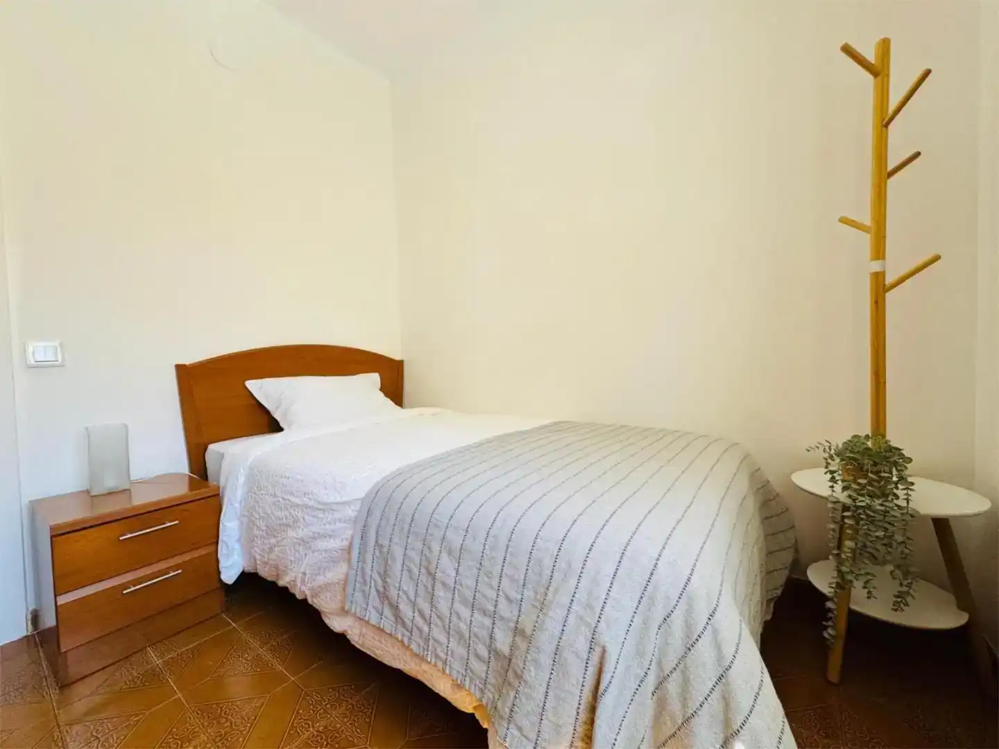 Bedroom of Flat for rent in Cambrils  with Air Conditioner, Private garden and Storage room