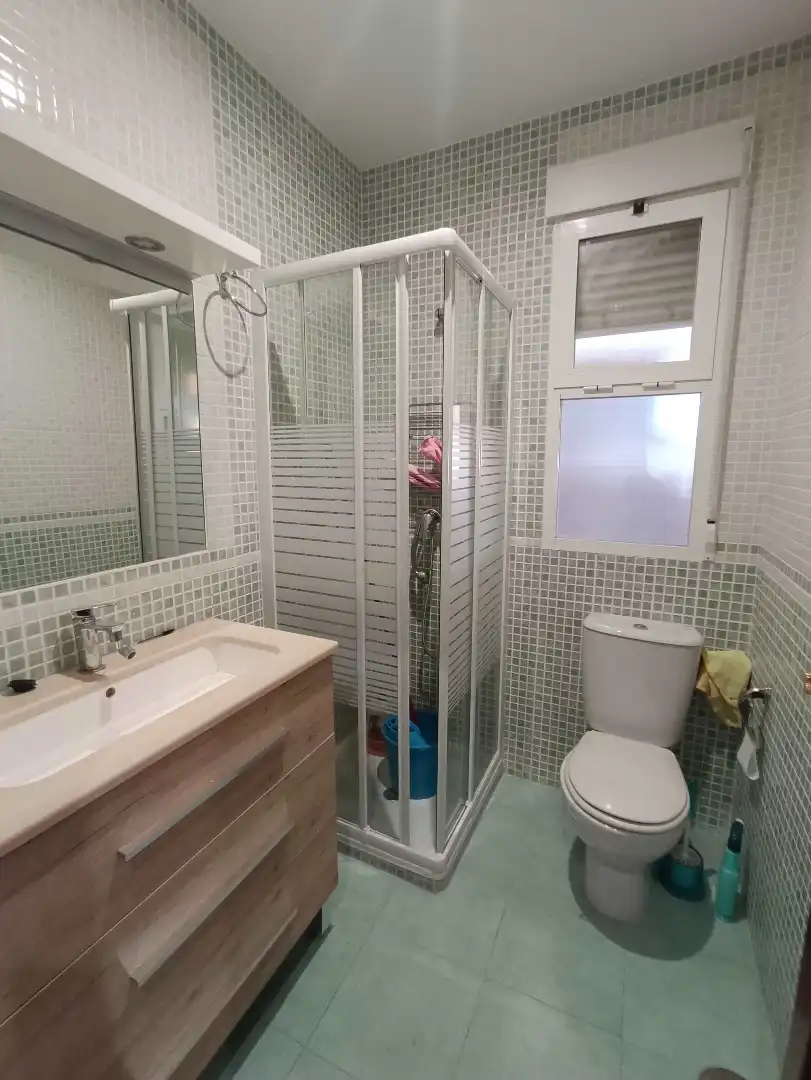 Baño de Ático en venta en Don Benito con Terraza, Trastero y Balcón
