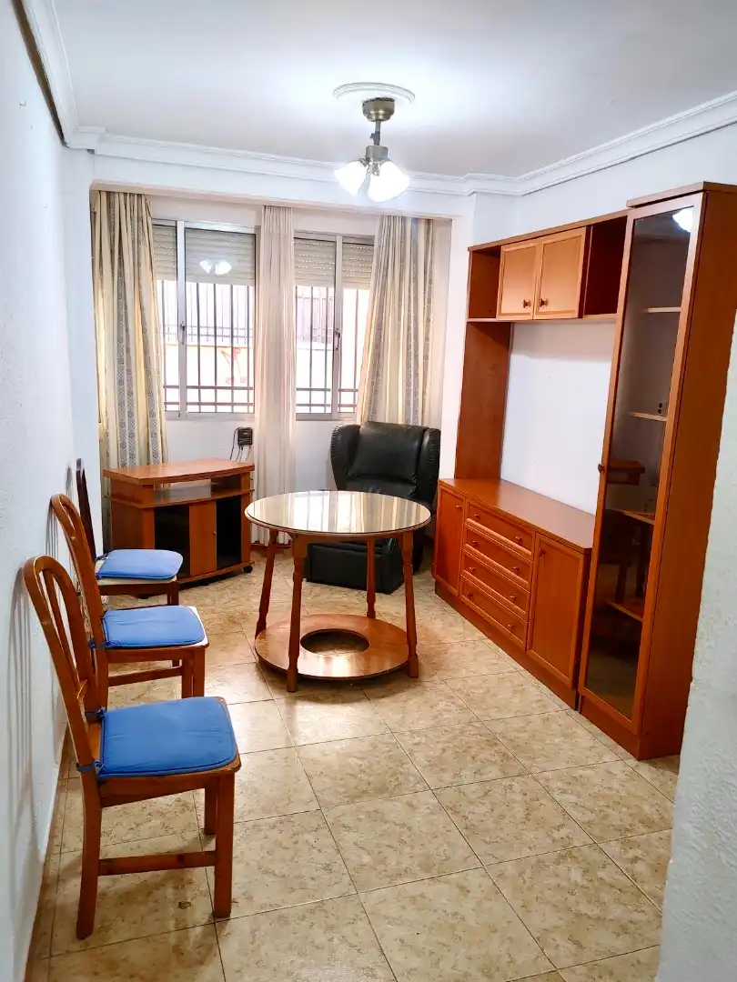 Living room of Ground floor for sale in Mairena del Aljarafe  with Furnished