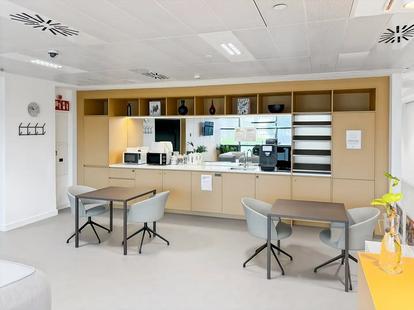 Oficina de alquiler en Madrid con Aire acondicionado, Calefacción y Amueblado