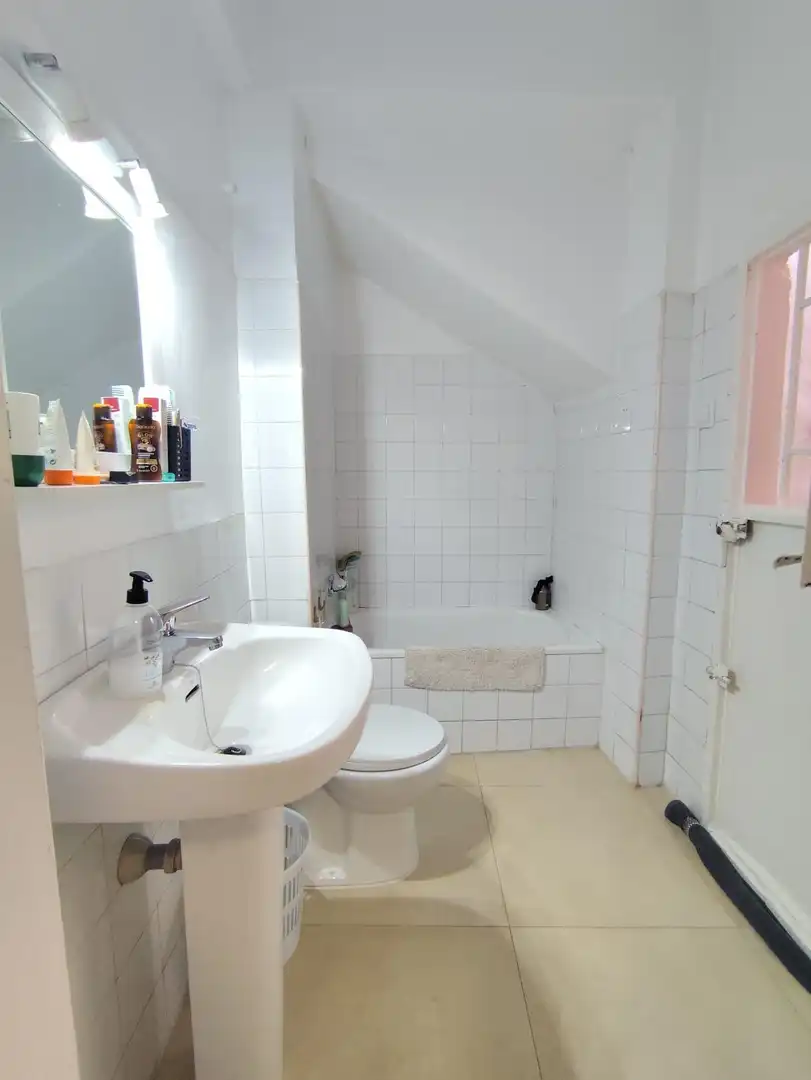 Baño de Casa o chalet en venta en Algeciras con Terraza, Trastero y Amueblado