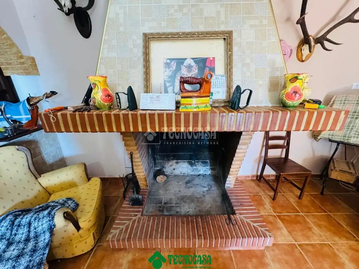 Sala de estar de Finca rústica en venta en Montoro con Aire acondicionado, Calefacción y Amueblado