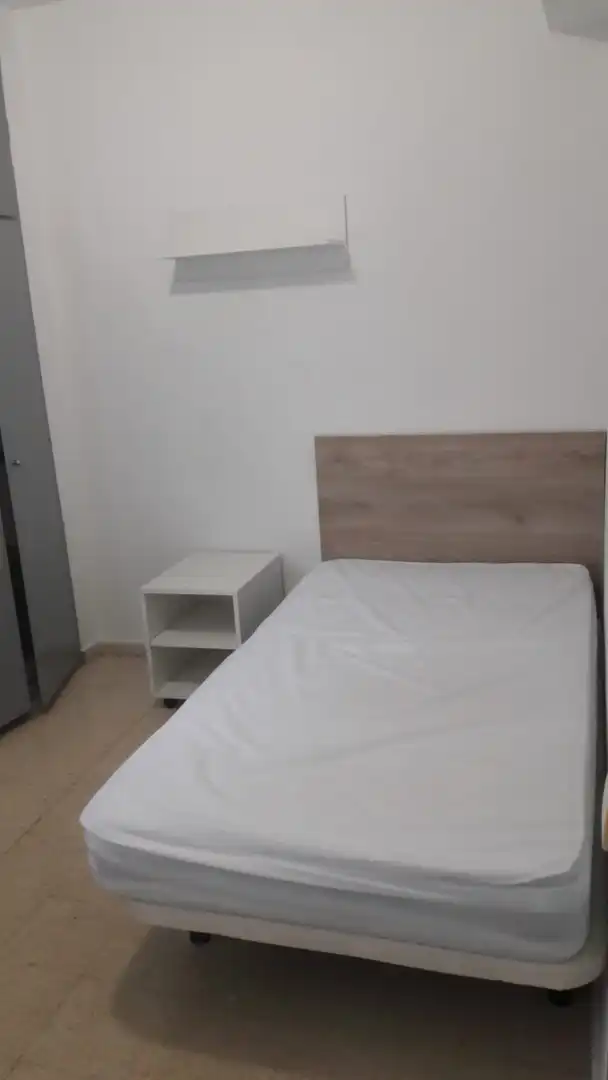 Habitación de Piso de alquiler en Cáceres con Calefacción y Amueblado