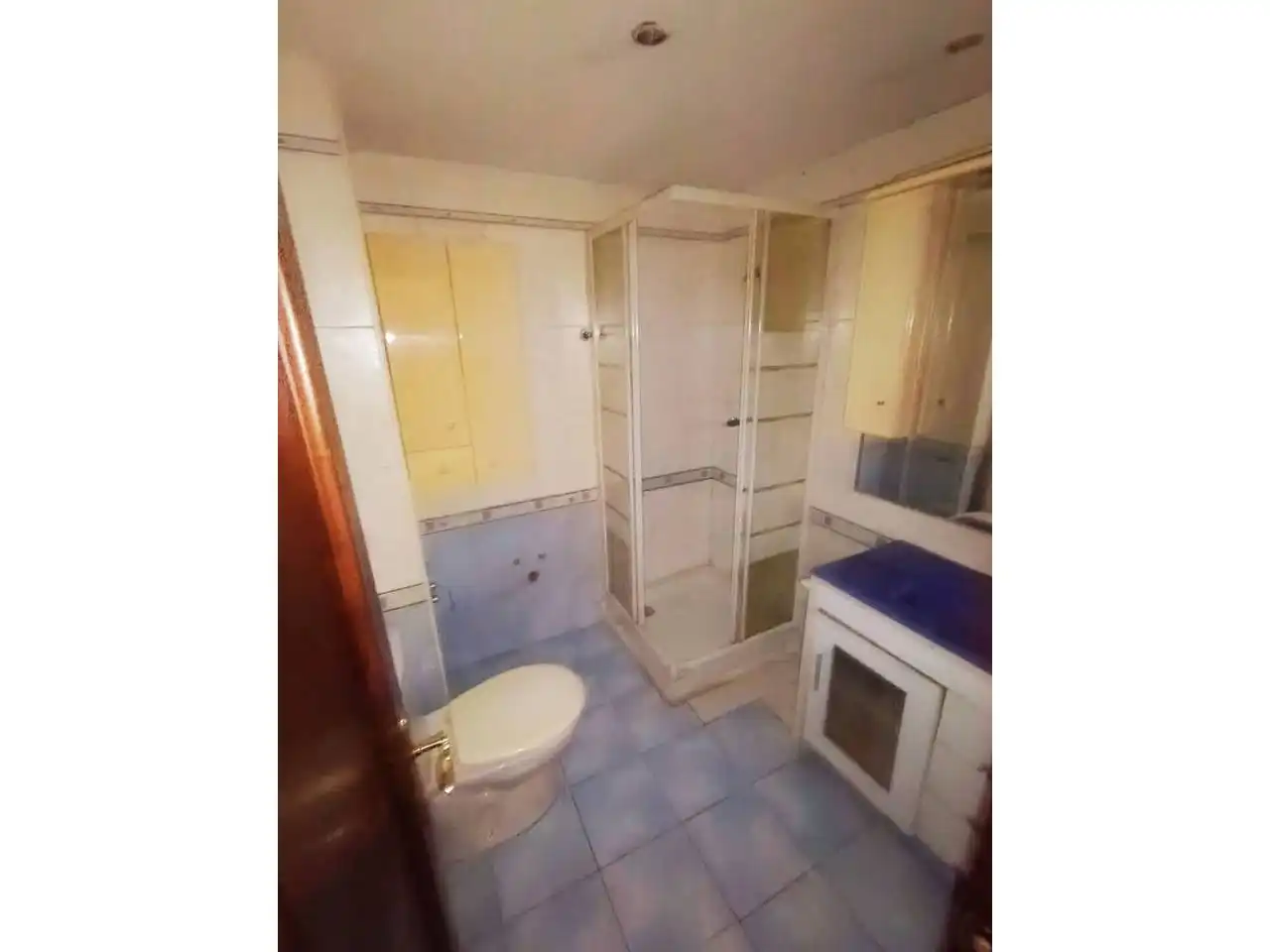 Baño de Piso en venta en Santander con Calefacción