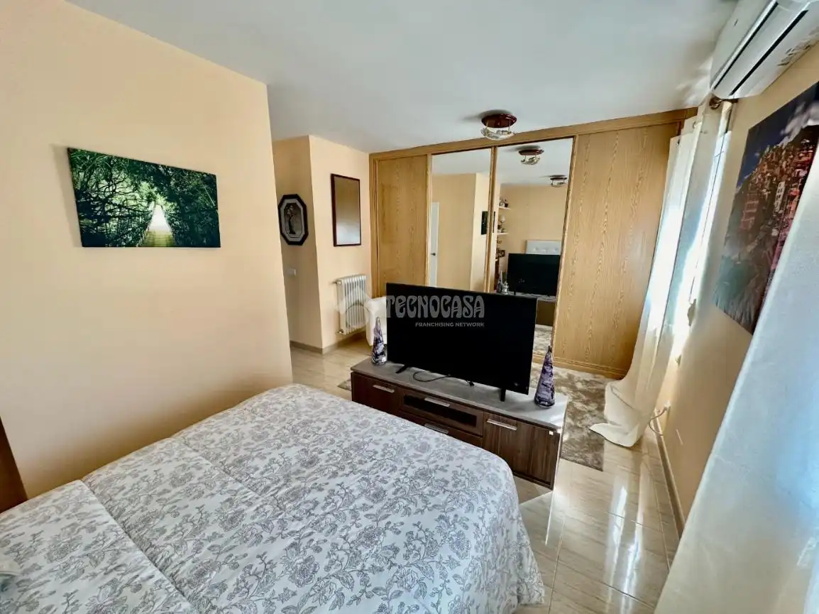 Dormitori de Casa o xalet en venda en Pioz amb Aire condicionat