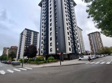 Flat with lift for sale in Gijón - CL PUERTO DE TARNA 11