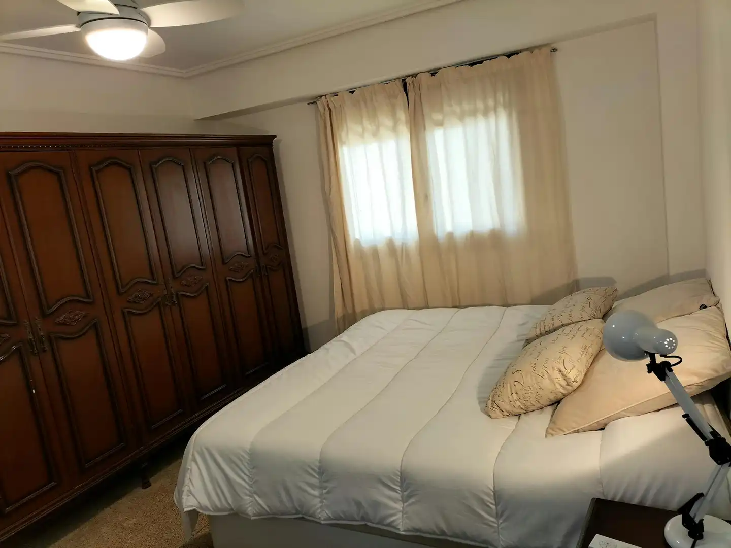 Habitación de Piso para compartir en Valencia con Calefacción, Amueblado y Lavadora