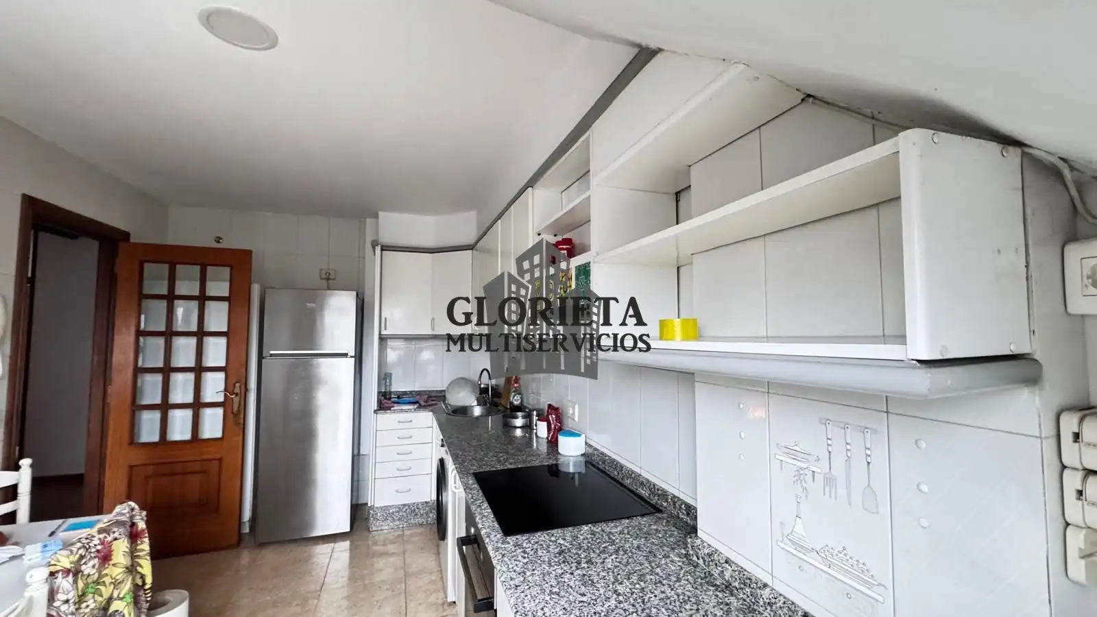 Cocina de Ático en venta en Caldas de Reis con Calefacción, Trastero y Amueblado