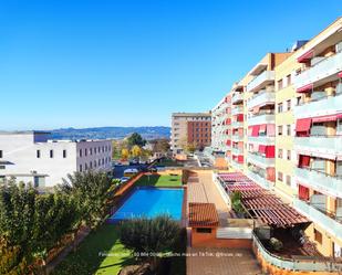 Swimming pool of Flat for sale in Barberà del Vallès  with Air Conditioner, Heating and Terrace