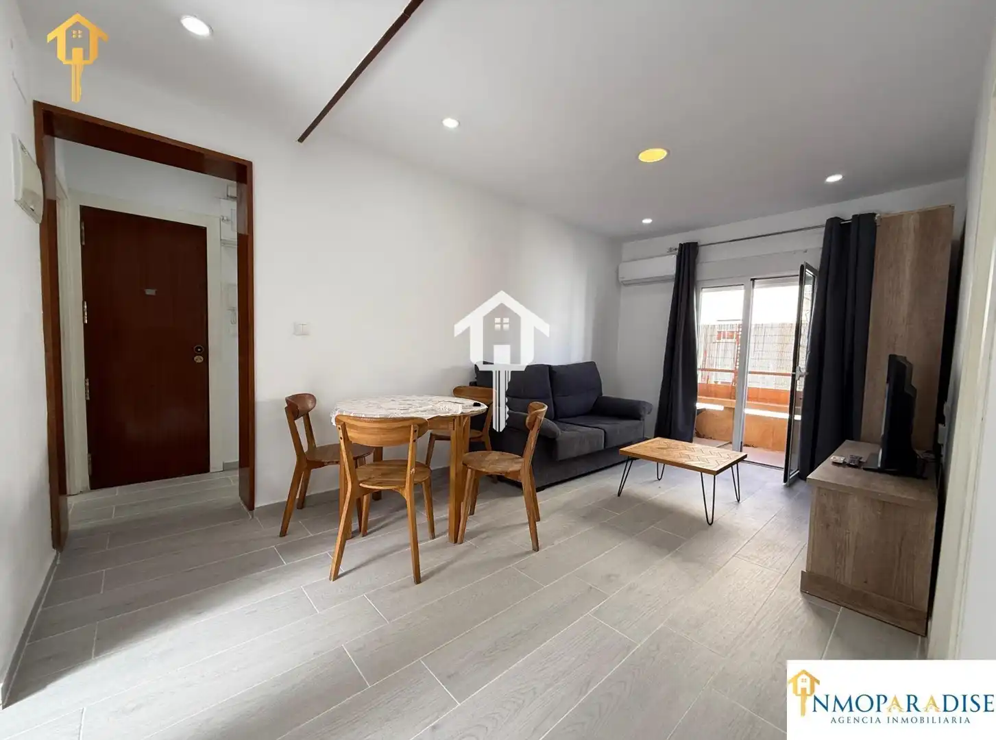 Sala d'estar de Pis en venda en Alicante / Alacant amb Aire condicionat, Terrassa i Moblat