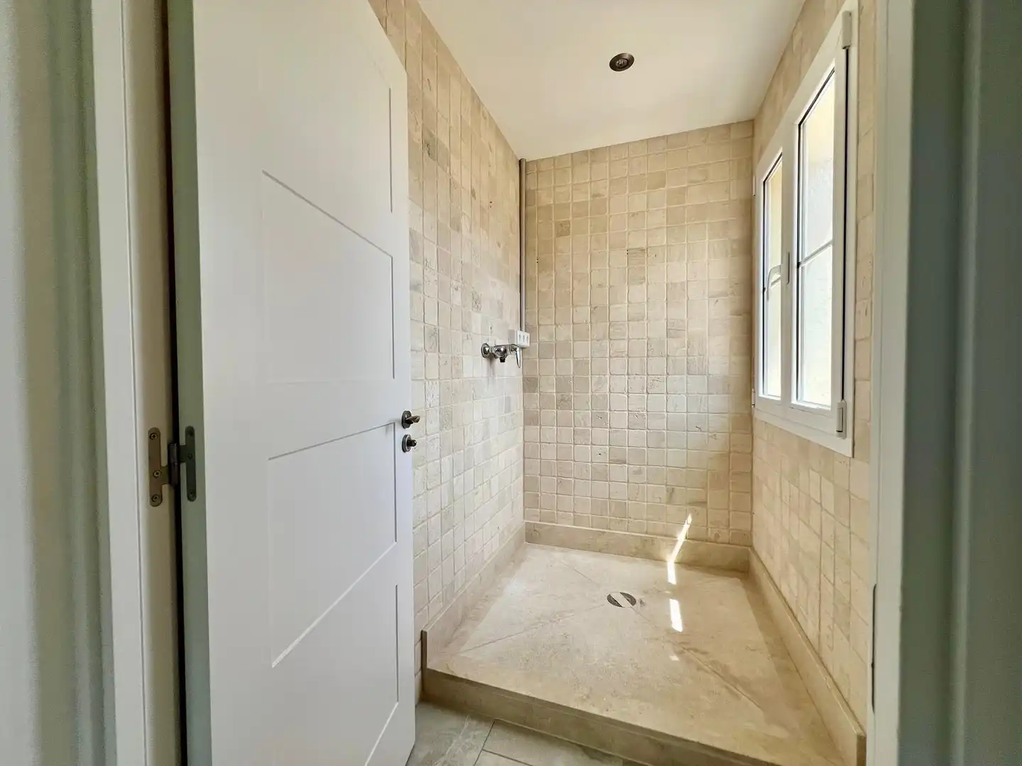 Bathroom of Houses for sale in Calvià  with Air Conditioner, Terrace and Swimming Pool