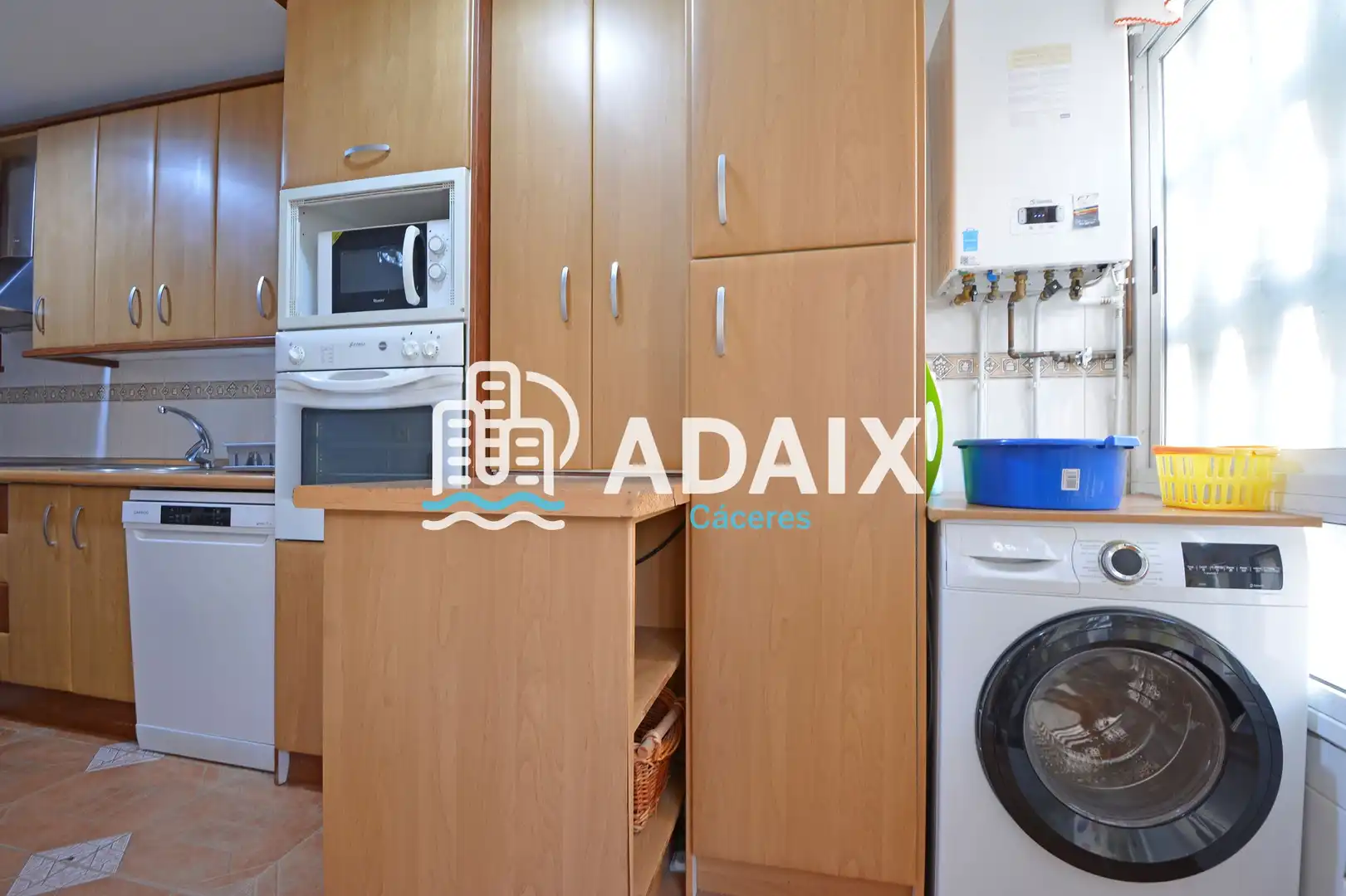 Cocina de Piso de alquiler en Cáceres con Aire acondicionado, Calefacción y Terraza