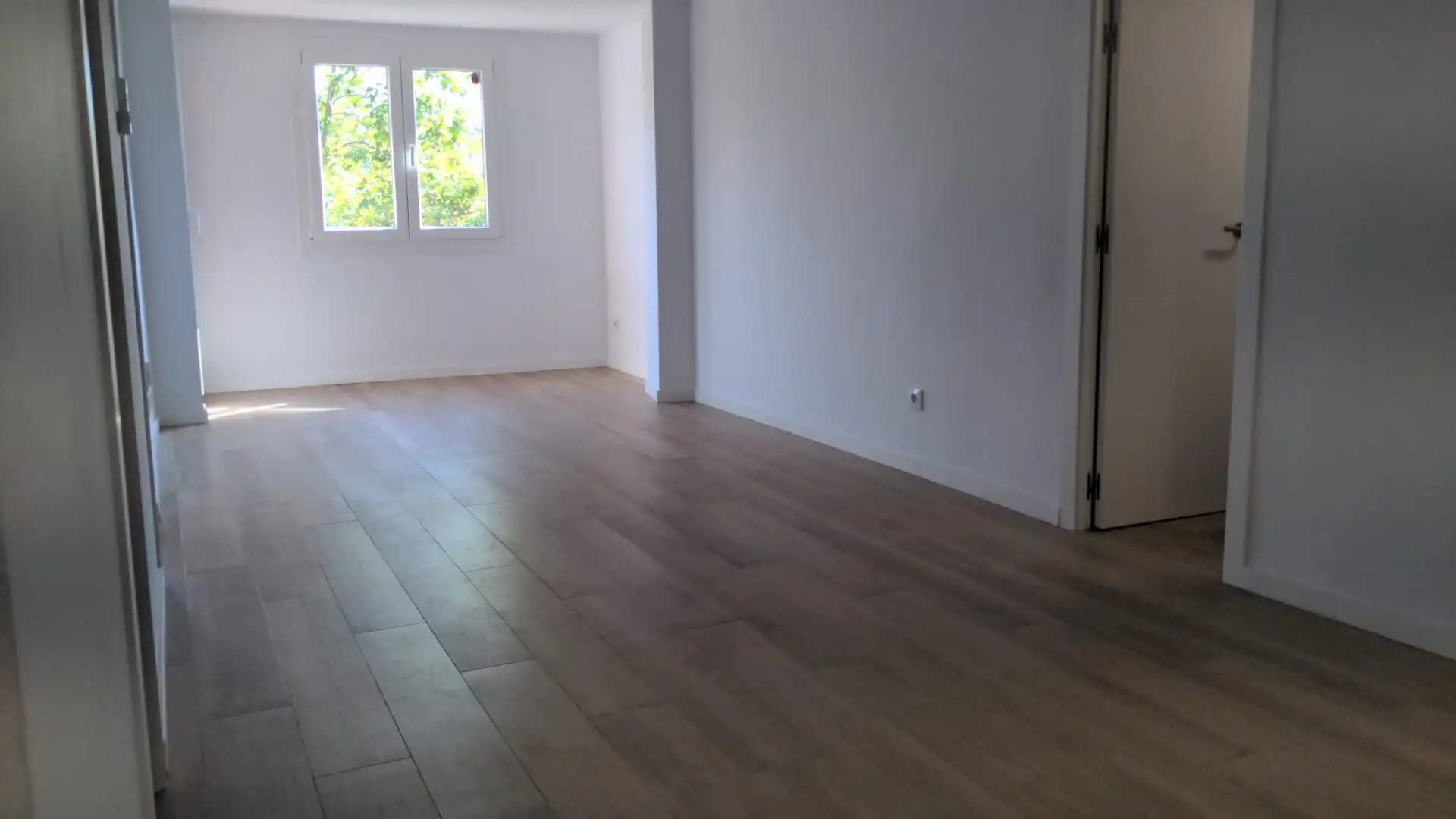 Living room of Flat for rent in Esplugues de Llobregat  with Air Conditioner, Heating and Terrace