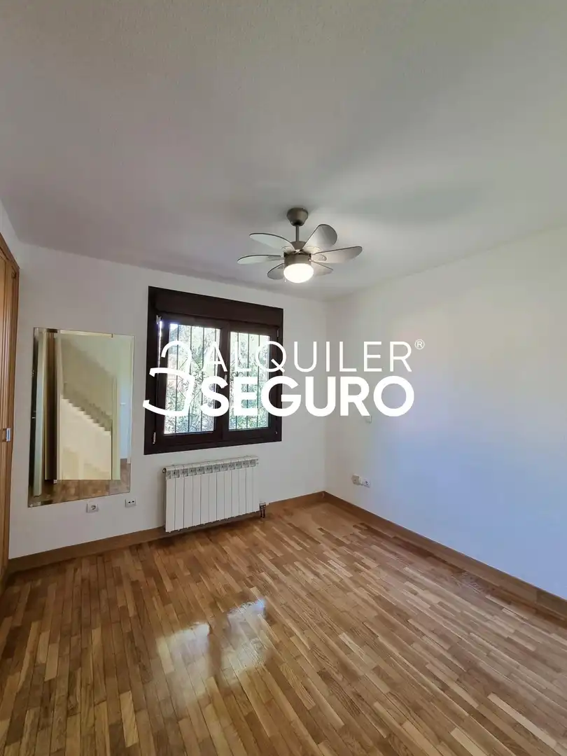 Habitación de Casa o chalet de alquiler en Pozuelo de Alarcón con Aire acondicionado, Calefacción y Terraza
